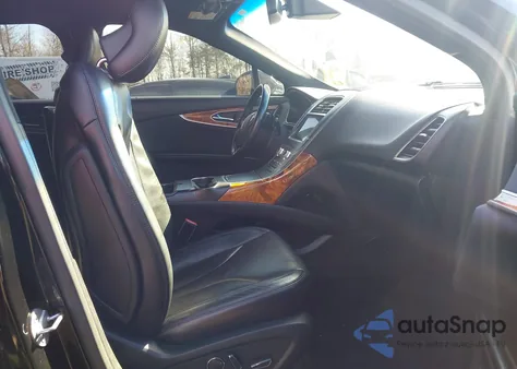 2016 Lincoln Mkx Reserve z USA, uszkodzony, nr VIN 2LMTJ8LP7GBL74454